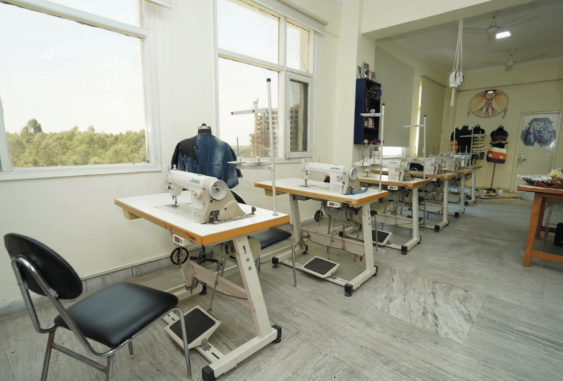 CGC University, Mohali Classrooms & Labs photo 16